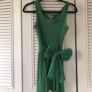 Beautiful Green Sleeveless Sweater